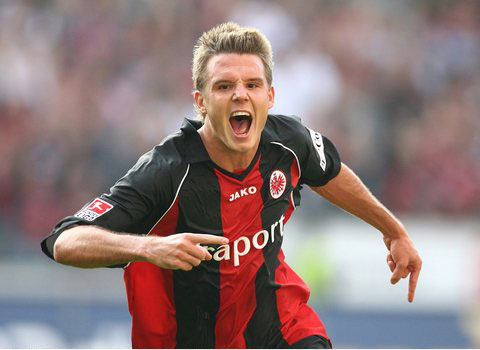 强势挺进 强势挺进